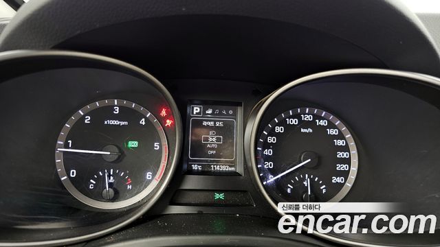 Hyundai Santafe 2016 — photo 11