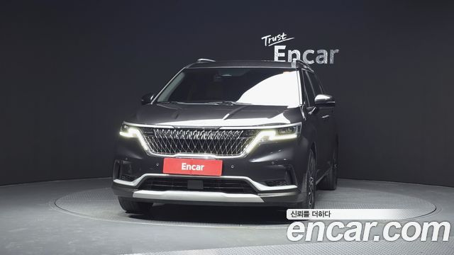 Kia Canival 2022 — photo 3