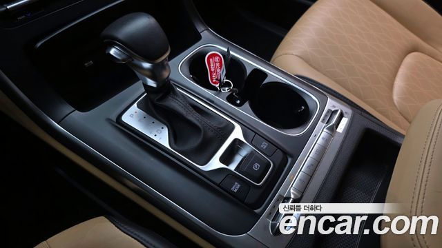 Kia Canival 2022 — photo 12