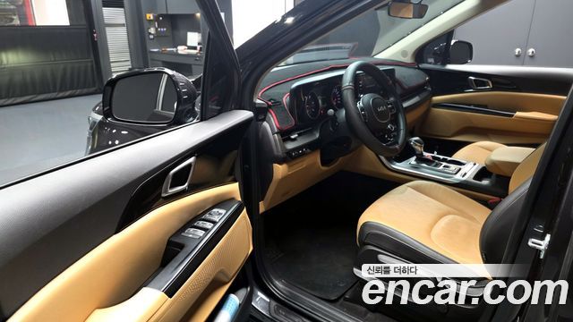 Kia Canival 2022 — photo 13