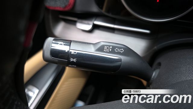Kia Canival 2022 — photo 24