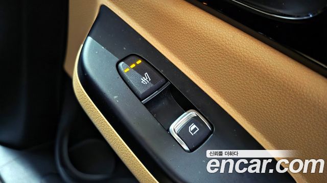 Kia Canival 2022 — photo 25