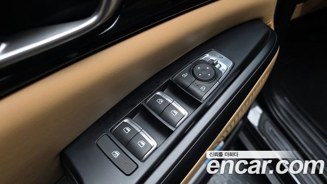 Kia Canival 2022 — photo 26