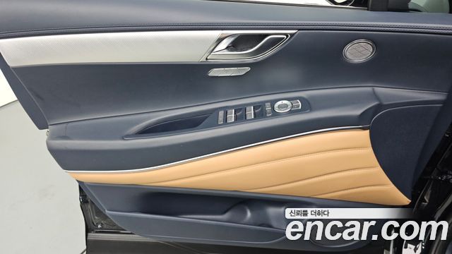 Genesis GV80 2022 — photo 14