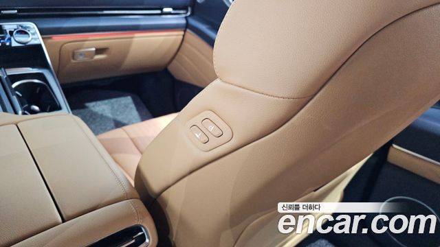 Genesis GV80 2022 — photo 16