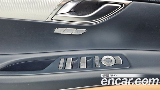 Genesis GV80 2022 — photo 28