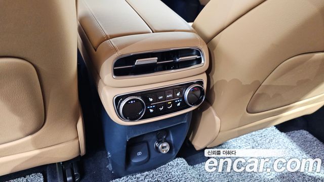 Genesis GV80 2022 — photo 31