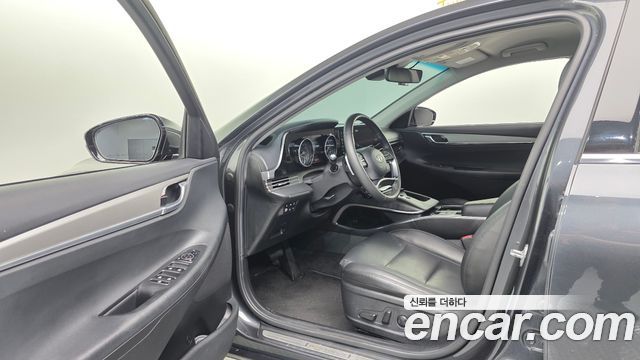 Hyundai Grandeur 2022 — photo 11
