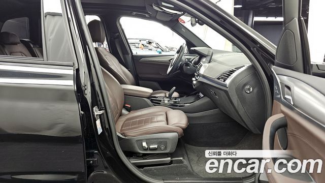 BMW X3 2021 — photo 17