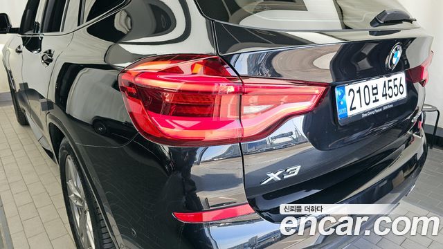 BMW X3 2021 — photo 9