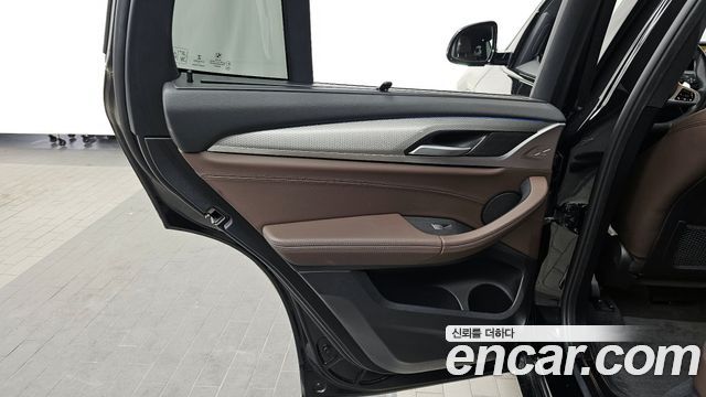BMW X3 2021 — photo 15