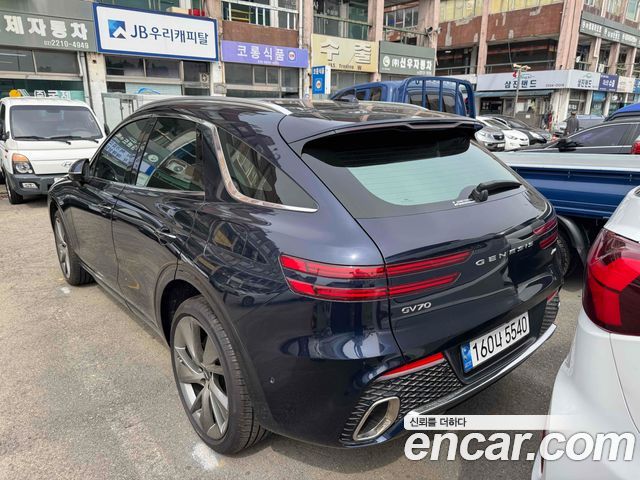 Genesis GV70 2023 — photo 4