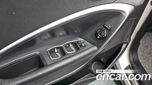 Hyundai Santafe 2013 — photo 18