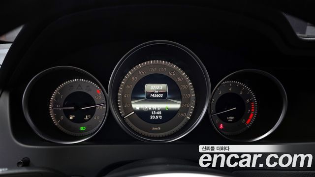 Mercedes-Benz C-Class 2013 — photo 8
