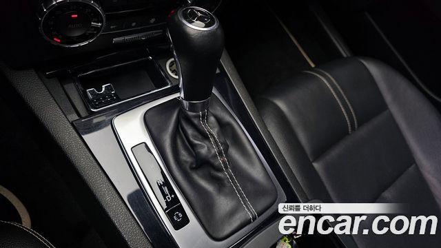 Mercedes-Benz C-Class 2013 — photo 9
