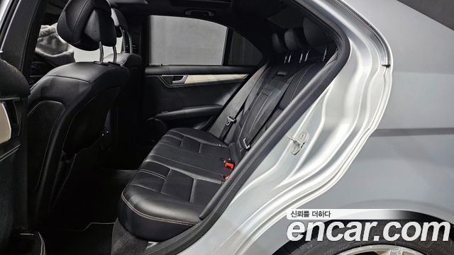 Mercedes-Benz C-Class 2013 — photo 11