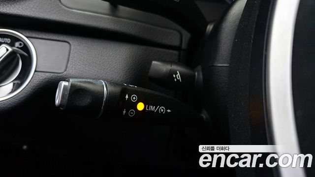 Mercedes-Benz C-Class 2013 — photo 13