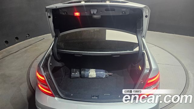 Mercedes-Benz C-Class 2013 — photo 20