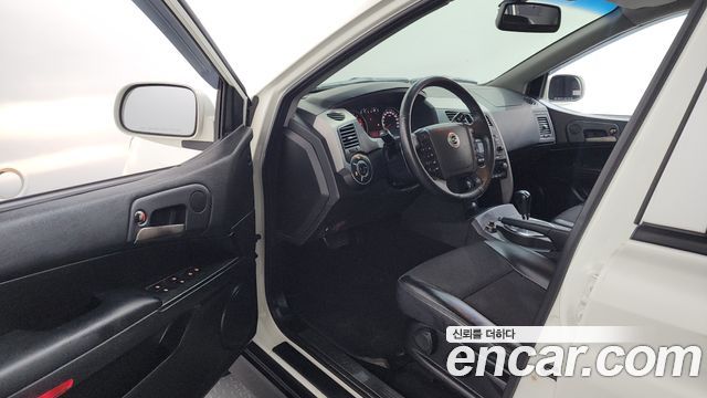 KG Mobility KORANDO 2012 — photo 10