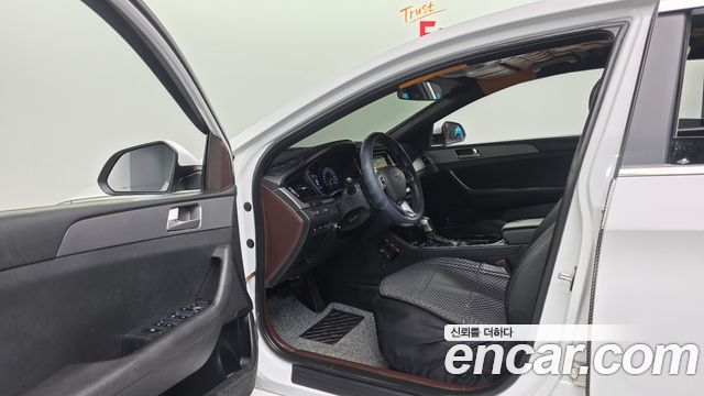 Hyundai Sonata 2019 — photo 11