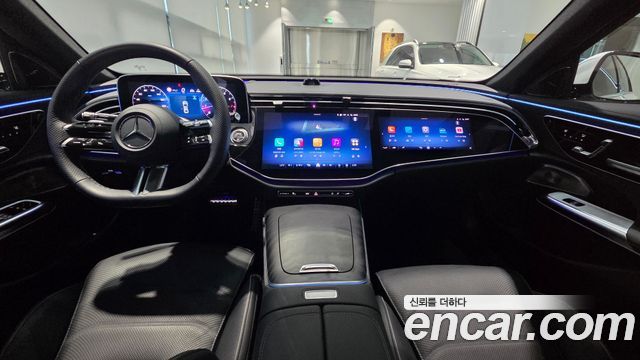 Mercedes-Benz E-Class 2025 — photo 7