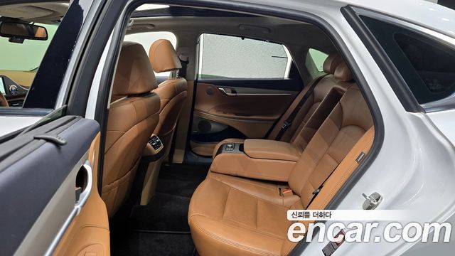Hyundai Grandeur 2018 — photo 18