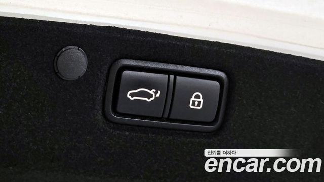Hyundai Grandeur 2018 — photo 28