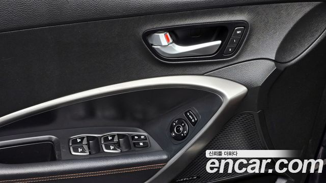 Hyundai Santafe 2013 — photo 17