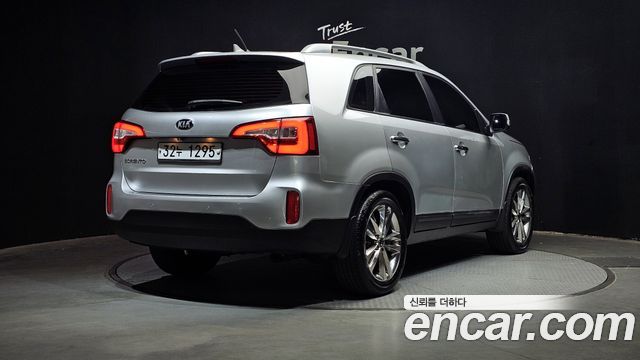 Kia Sorento 2014 — photo 2