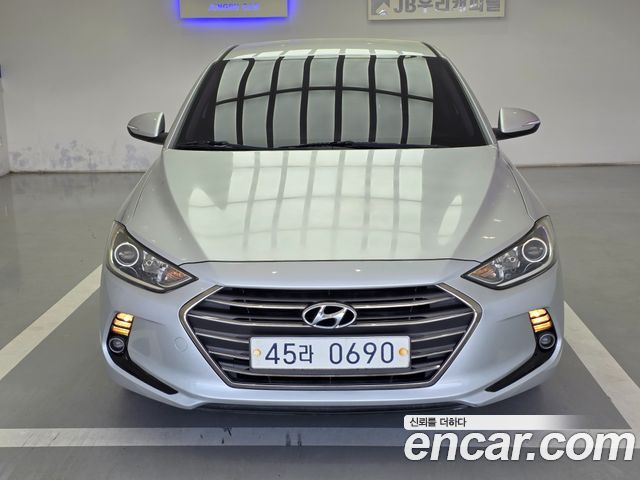 Hyundai AVANTE 2016 — photo 3