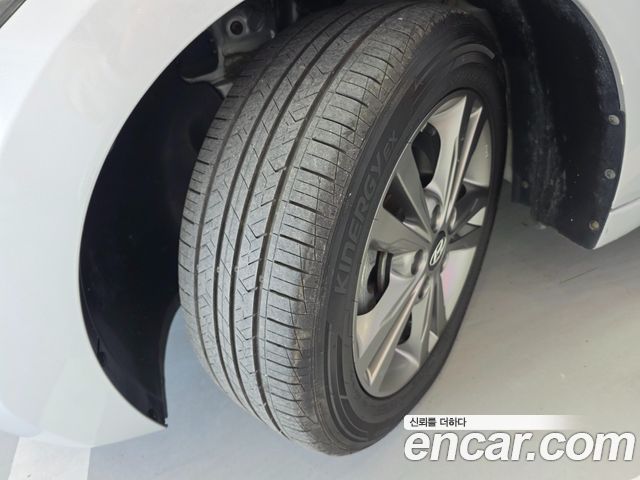 Hyundai AVANTE 2016 — photo 5