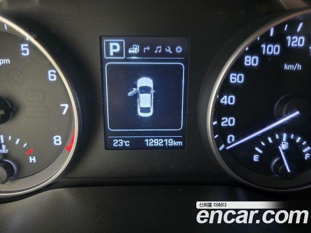 Hyundai AVANTE 2016 — photo 8