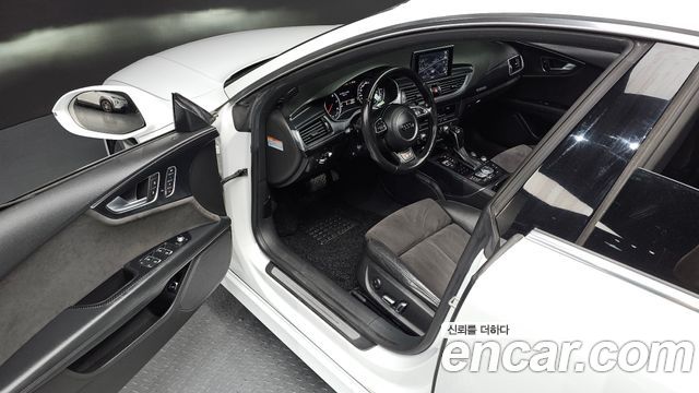 Audi A7 2016 — photo 10