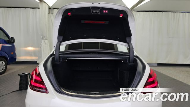 Mercedes-Benz S-Class 2018 — photo 20