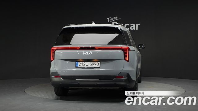Kia Canival 2025 — photo 4
