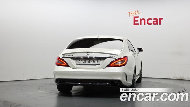 Mercedes-Benz CLS-Class 2017 — photo 4