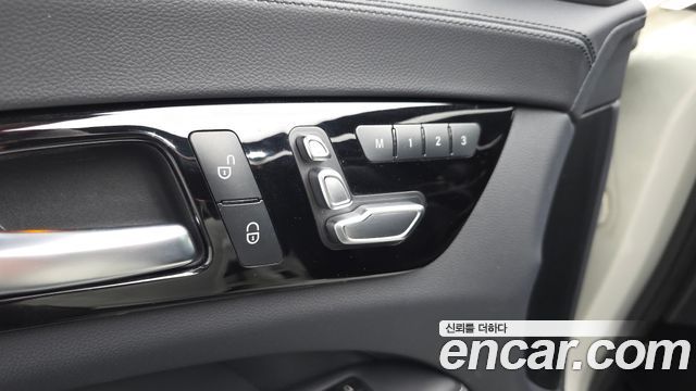 Mercedes-Benz CLS-Class 2017 — photo 18