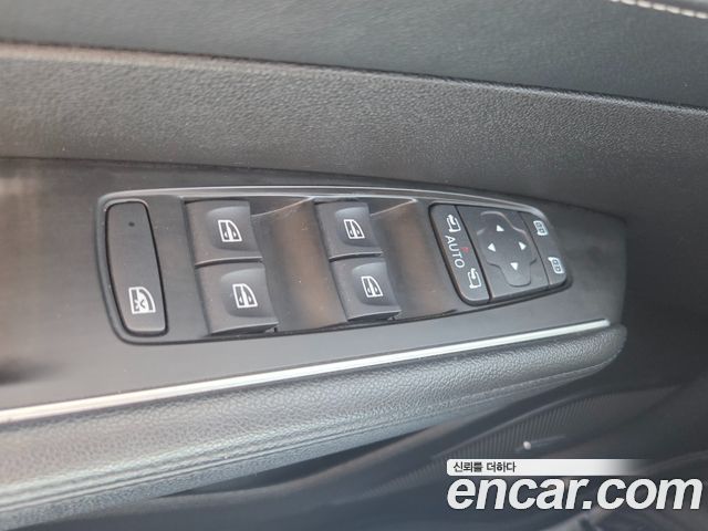 Renault Korea SM6 2016 — photo 12