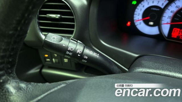 Kia Carens 2013 — photo 18
