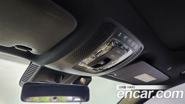 Mercedes-Benz GLA-Class 2021 — photo 17