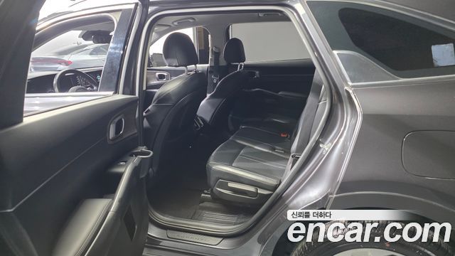 Kia Sorento 2021 — photo 17