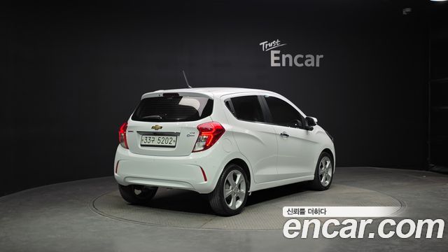 Chevrolet Korea Spark 2017 — photo 2