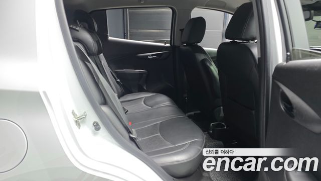 Chevrolet Korea Spark 2017 — photo 18