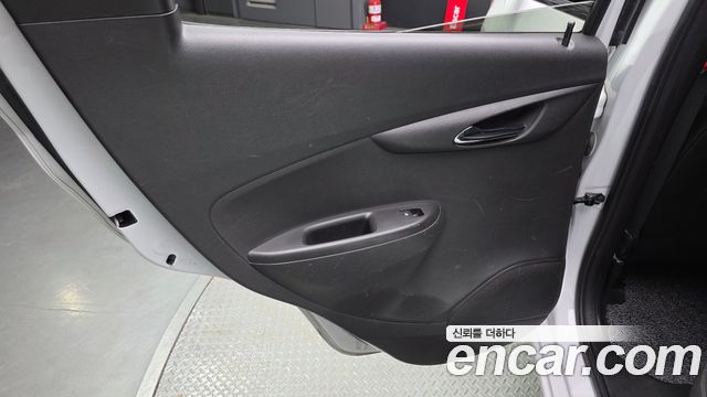 Chevrolet Korea Spark 2017 — photo 15