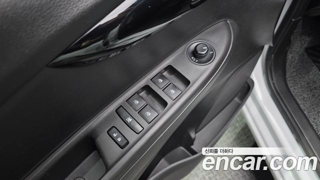 Chevrolet Korea Spark 2017 — photo 27