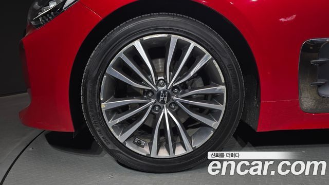 Kia Stinger 2018 — photo 5