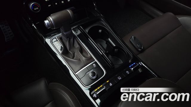 Kia Stinger 2018 — photo 9