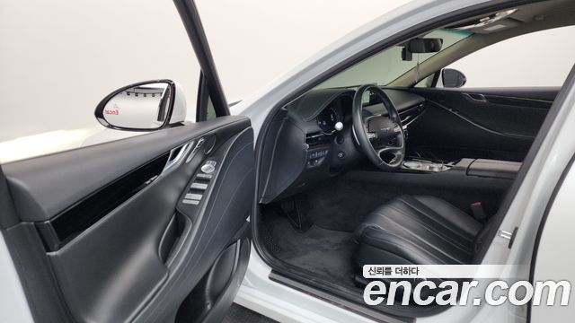 Genesis G80 2022 — photo 13