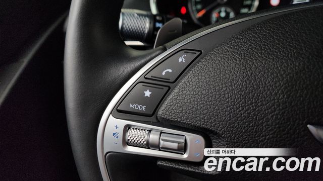 Genesis G80 2022 — photo 23