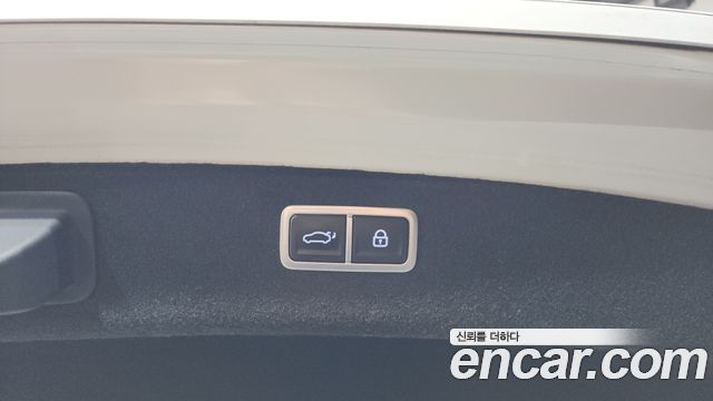 Genesis G80 2022 — photo 25
